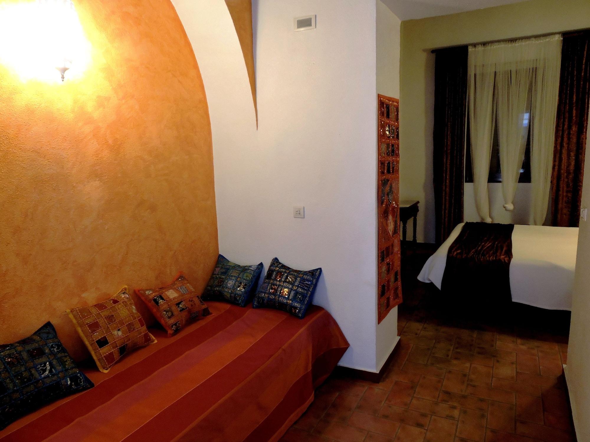 Hotel La Fonda Del Califa Arcos de la Frontera Exterior foto